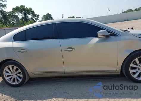 2015 Buick Lacrosse Leather z USA, uszkodzony, nr VIN 1G4GB5G3XFF112991